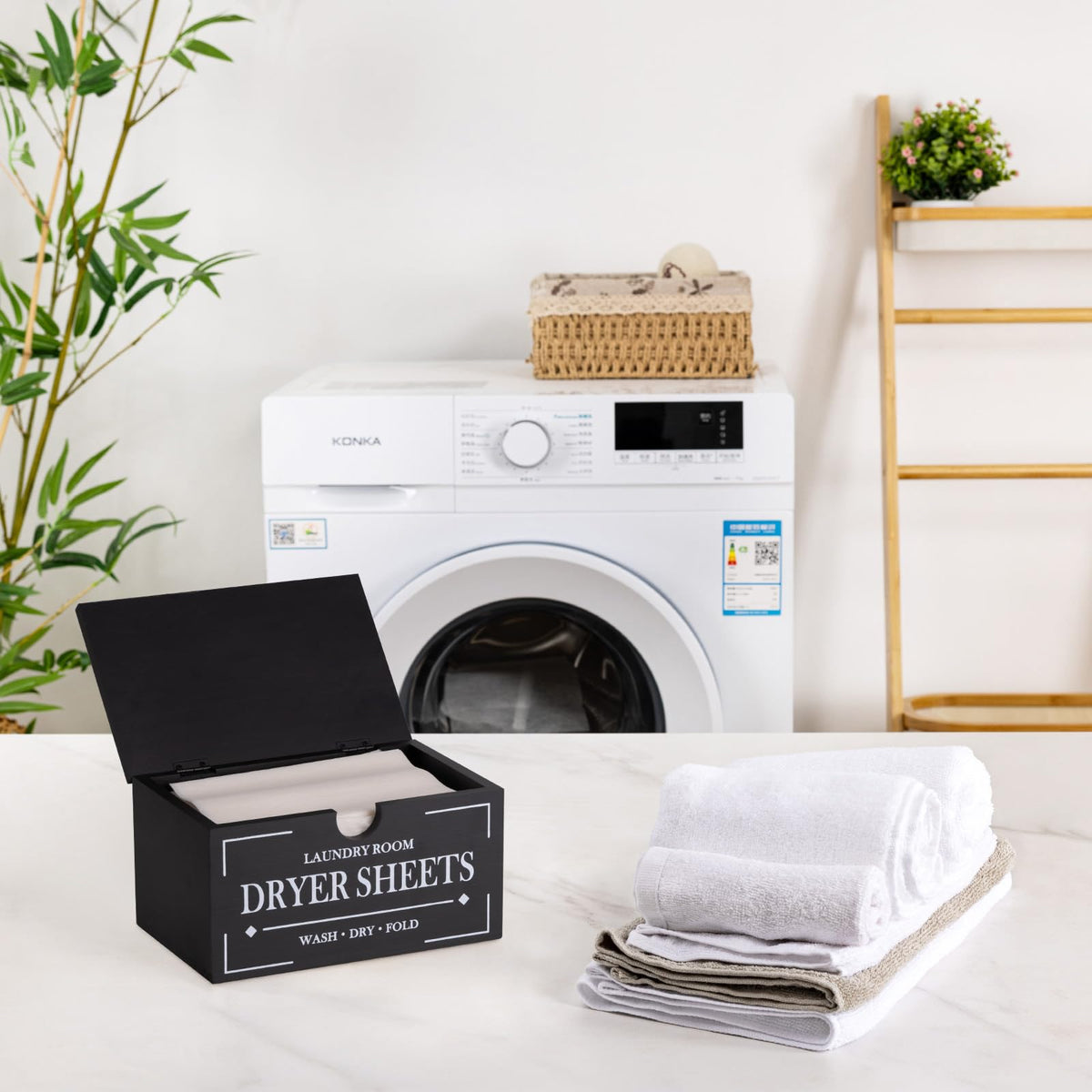 Black Dryer Sheet Holder with Lid E637