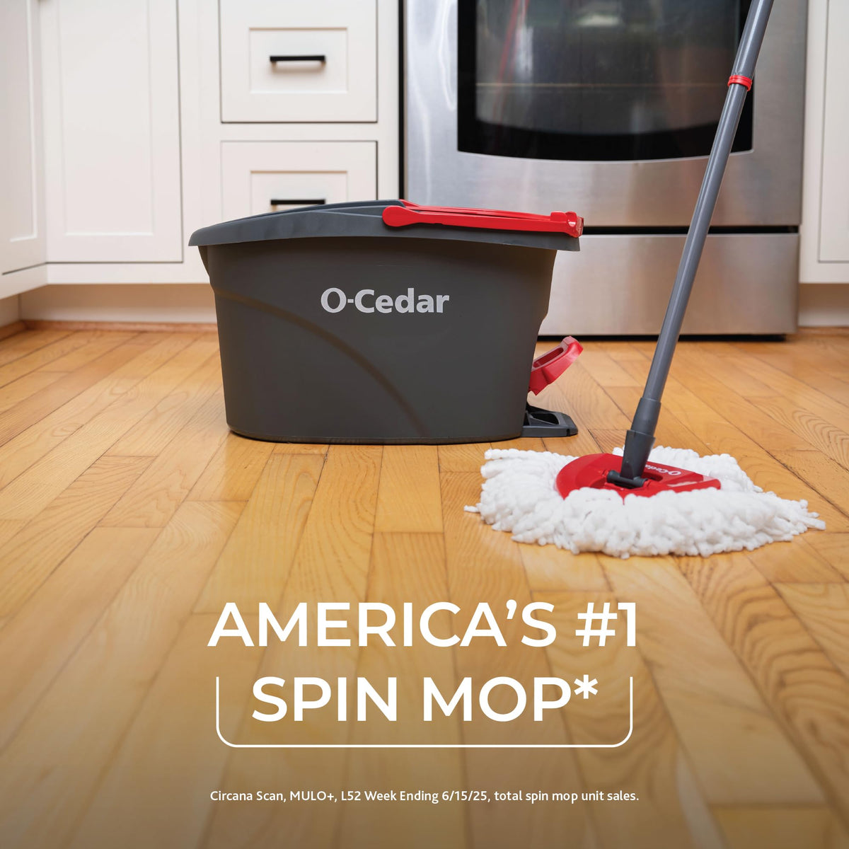 Microfiber Spin Mop & Bucket Floor Cleaning System with 2 Refills O659965